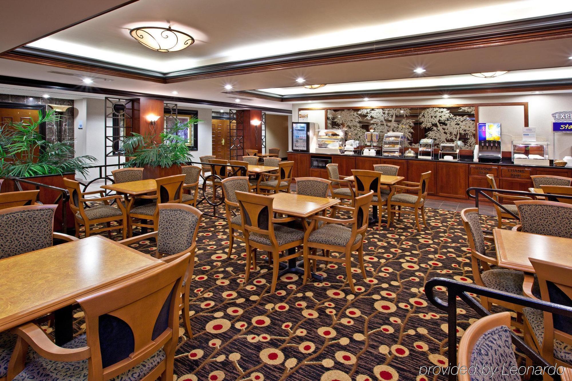 Holiday Inn Express Hotel & Suites Greenwood Étterem fotó